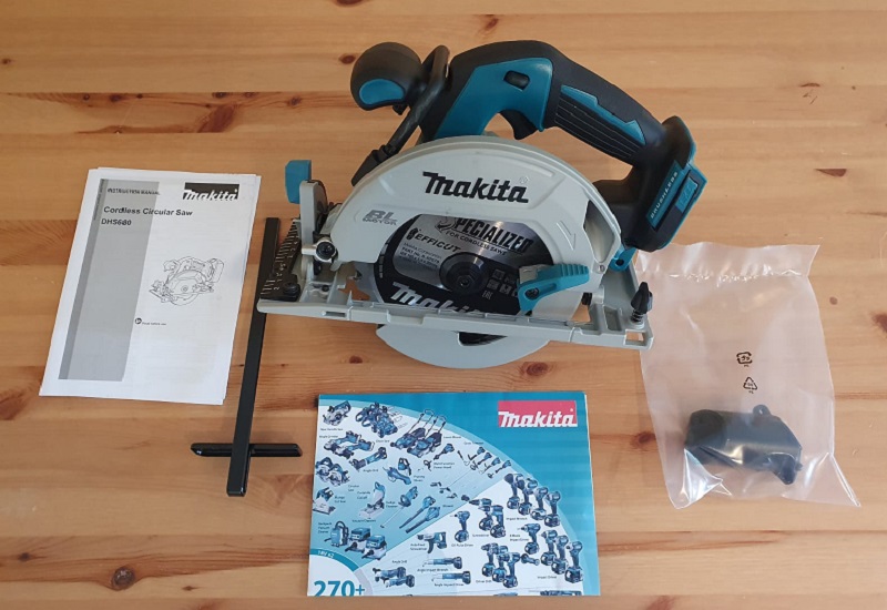 Scie circulaire Makita DHS680Z