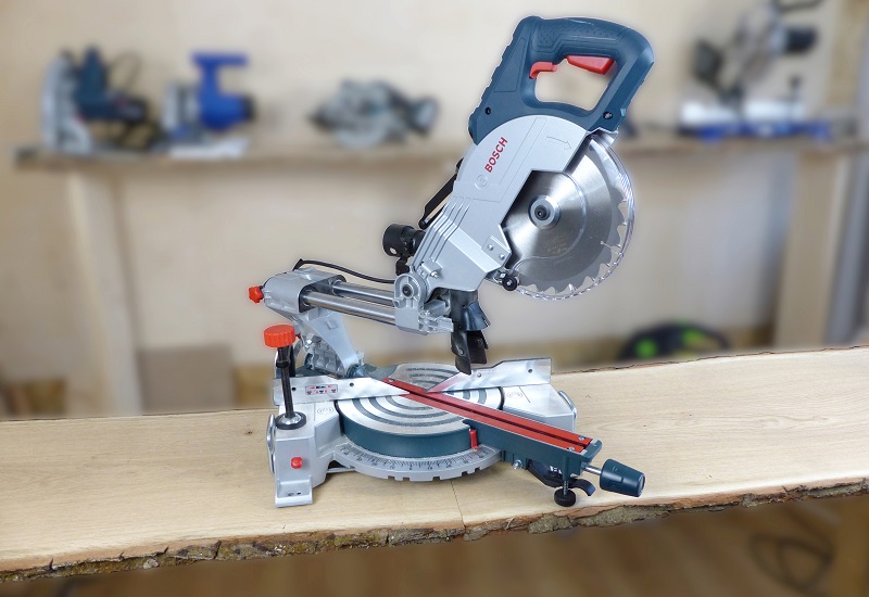 Kappsäge Bosch GCM 800 SJ